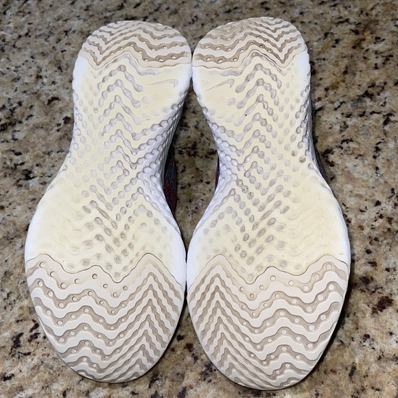 Nike Epic Phantom React Flyknit - Picture 5 of 7